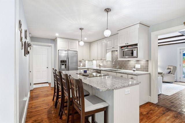 1115 Washington St, Canton, MA 02021