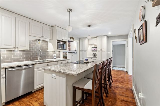 1115 Washington St, Canton, MA 02021