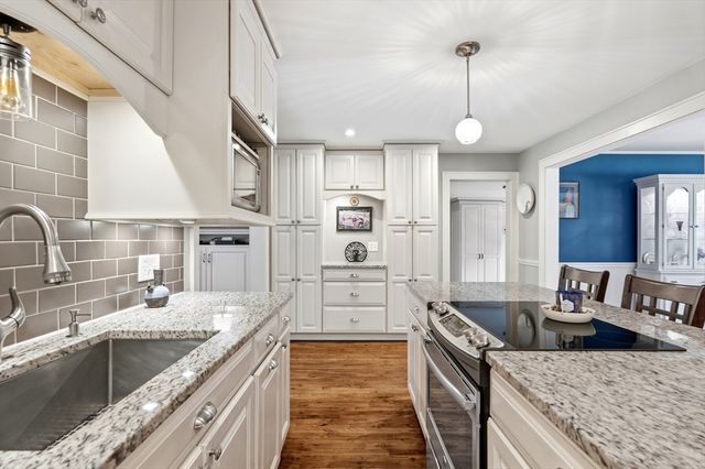 1115 Washington St, Canton, MA 02021