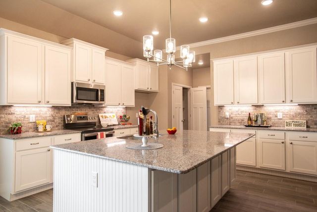 1027 Winchester DR, Nolanville, TX 76559