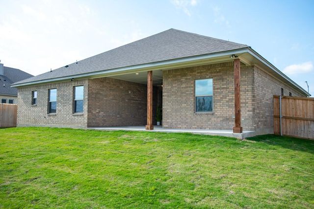 1027 Winchester DR, Nolanville, TX 76559