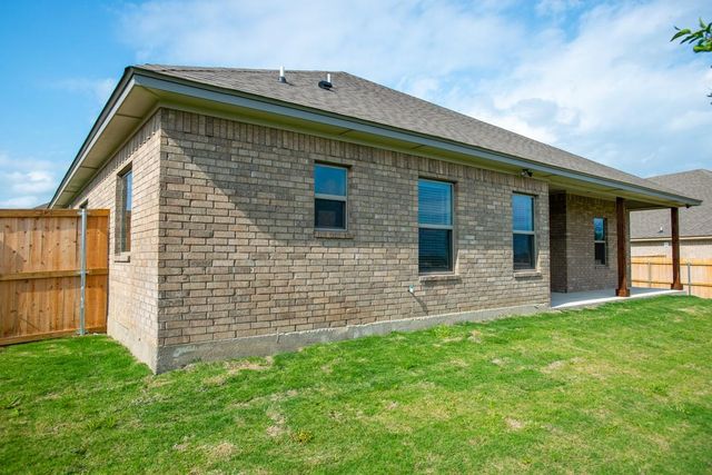 1027 Winchester DR, Nolanville, TX 76559