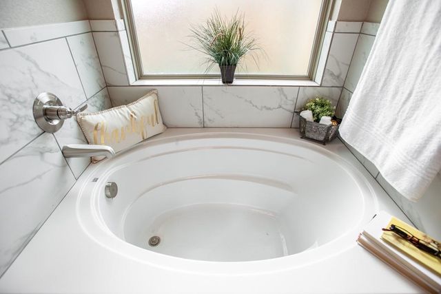 1027 Winchester DR, Nolanville, TX 76559