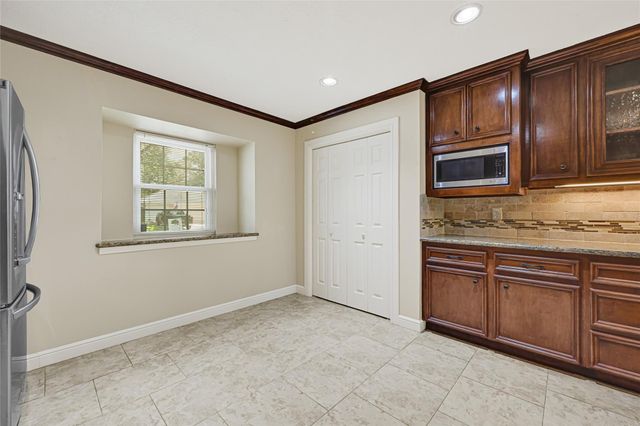 2426 Deasa Drive, Spring, TX 77373