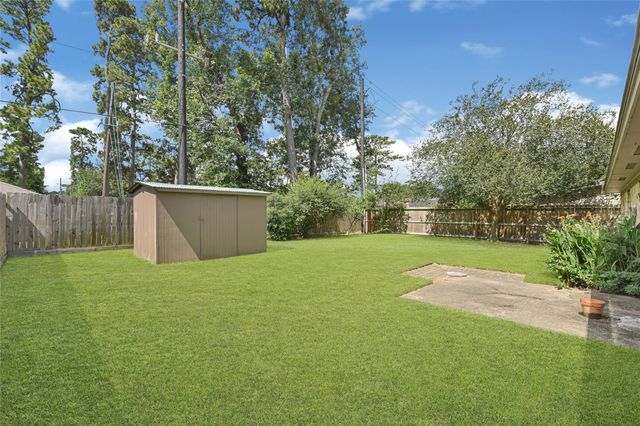 2426 Deasa Drive, Spring, TX 77373