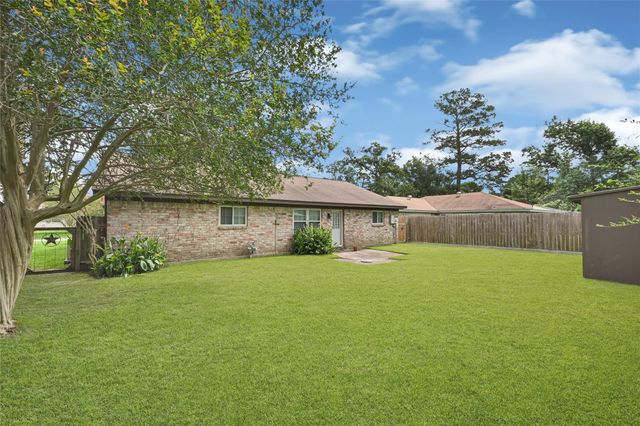 2426 Deasa Drive, Spring, TX 77373
