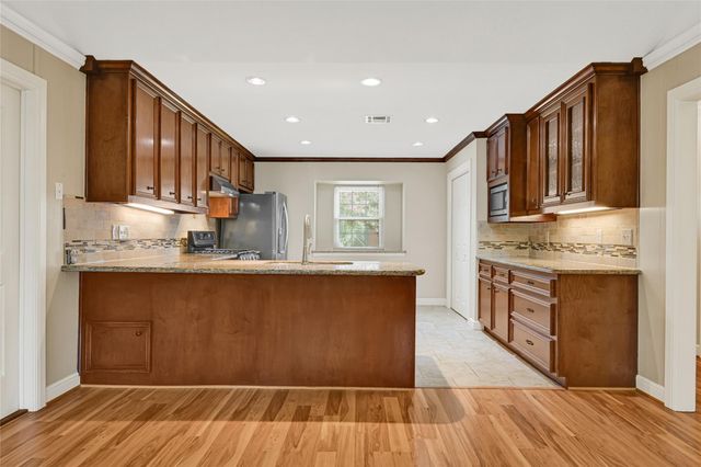 2426 Deasa Drive, Spring, TX 77373