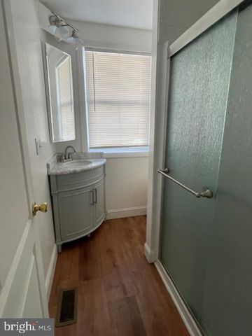 6 MARKET ST, Aberdeen, MD 21001