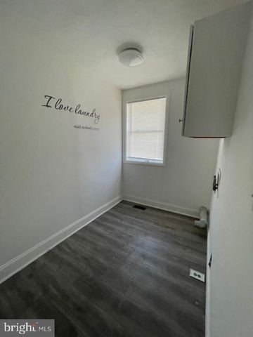 6 MARKET ST, Aberdeen, MD 21001