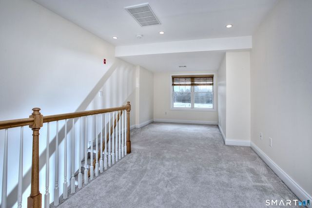 39 Maple Tree Avenue 52, Stamford, CT 06906