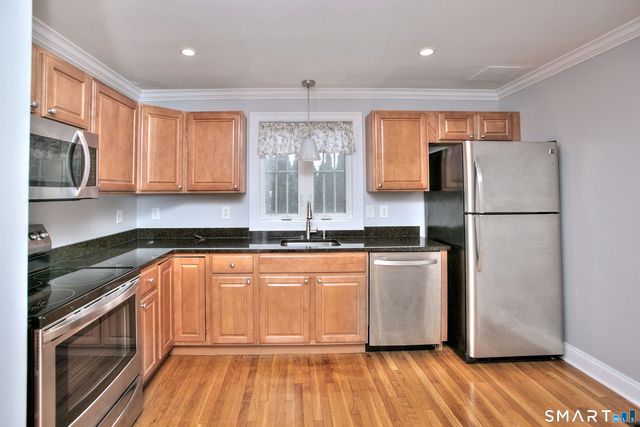 39 Maple Tree Avenue 52, Stamford, CT 06906