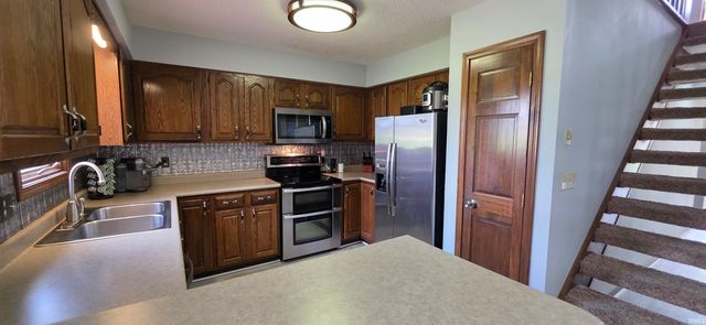 5117 Woodmark Court, Fort Wayne, IN 46815