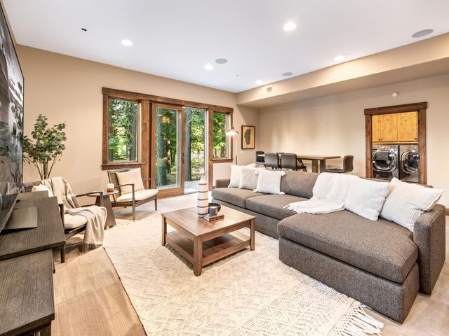 10613 Carson Range Road, Truckee, CA 96161