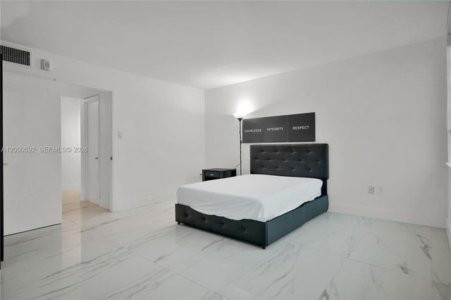 1750 NE 191st St 710-2, Miami, FL 33179