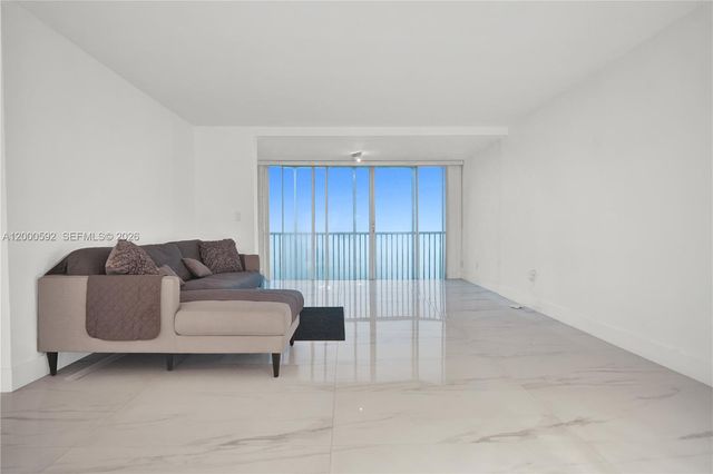 1750 NE 191st St 710-2, Miami, FL 33179