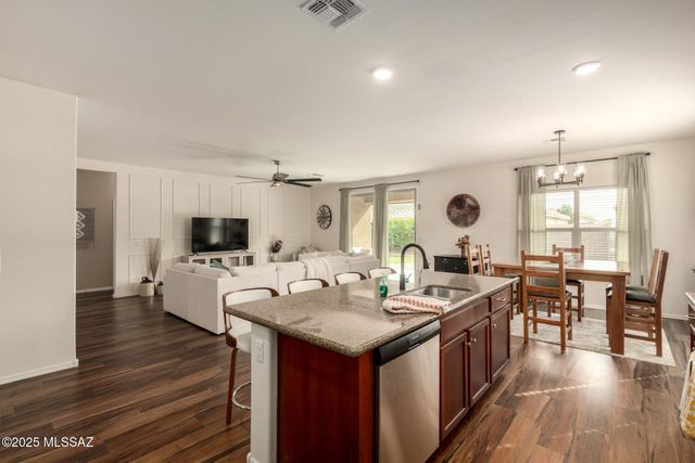 8927 W Fairford Road, Marana, AZ 85653