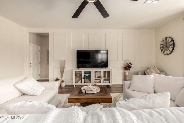 8927 W Fairford Road, Marana, AZ 85653