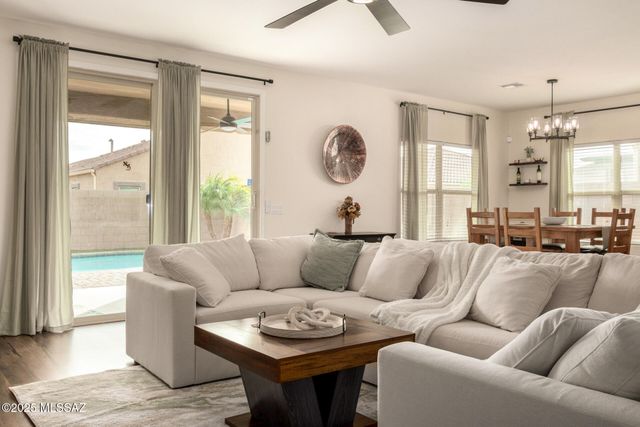 8927 W Fairford Road, Marana, AZ 85653