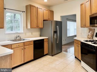 2 KIRBY CIR, Princeton, NJ 08540