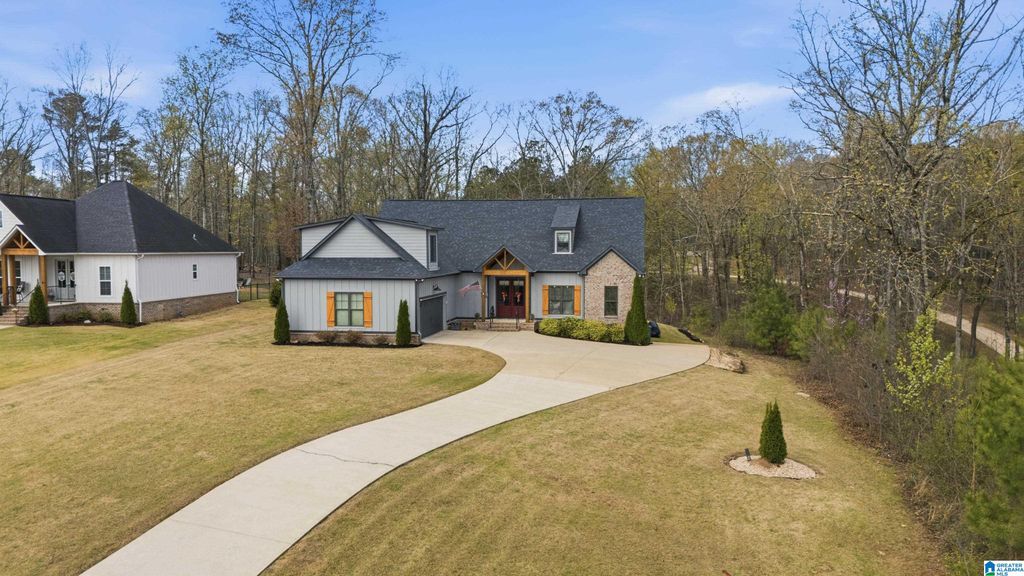 722 LAKEVIEW CREST DRIVE, Pell City, AL 35128