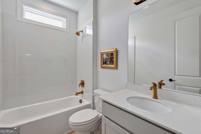 320 Salton Way, Hoschton, GA 30548