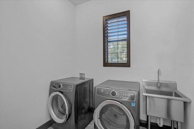 113 BURNEY ROAD, Osprey, FL 34229