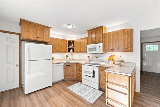 2718 Delane Avenue, Waterloo, IA 50701