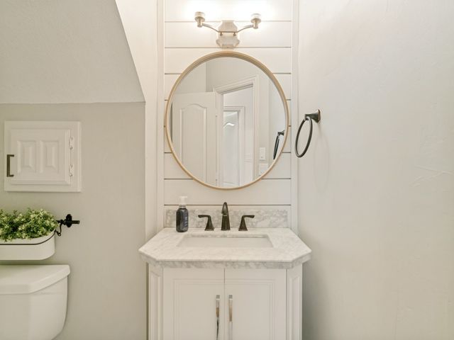 9104 Nob Hill Drive, North Richland Hills, TX 76182