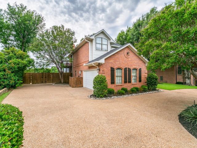 9104 Nob Hill Drive, North Richland Hills, TX 76182