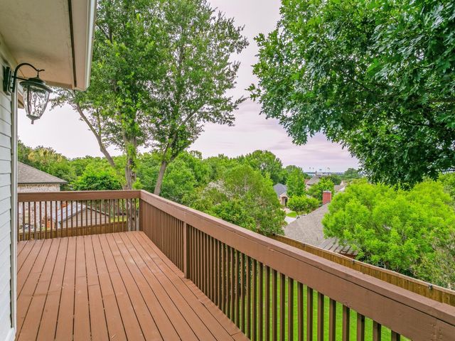 9104 Nob Hill Drive, North Richland Hills, TX 76182