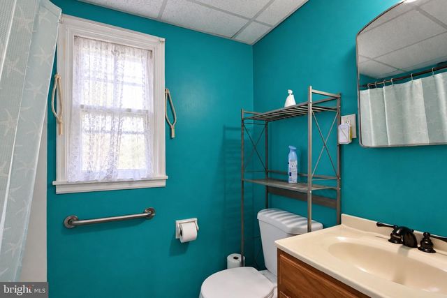 1082 W LEESPORT RD, Leesport, PA 19533