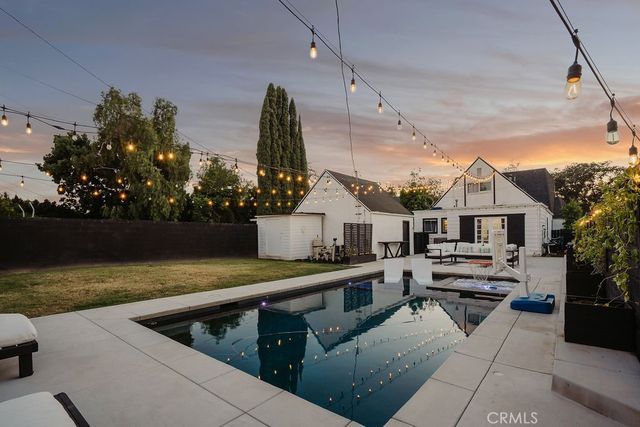 2009 Greenleaf Street, Santa Ana, CA 92706