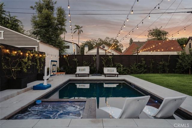 2009 Greenleaf Street, Santa Ana, CA 92706