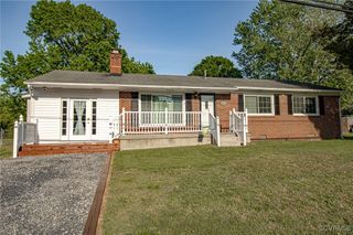 637 Cedar Level Rd, Hopewell, VA 23860