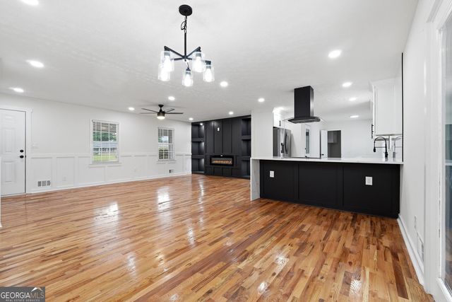 2738 Odum Street, Snellville, GA 30078