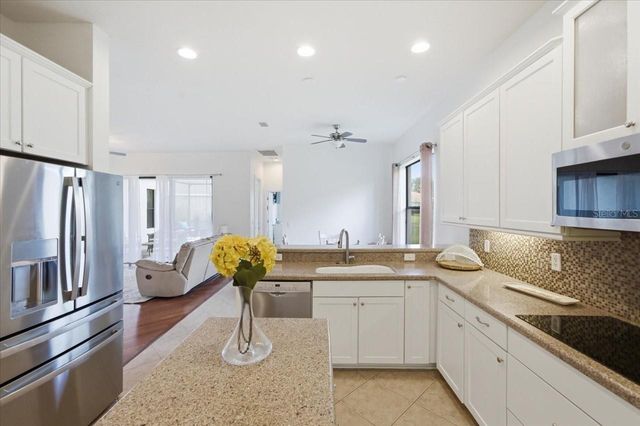 3319 MAJESTIC VIEW DRIVE, Lutz, FL 33558