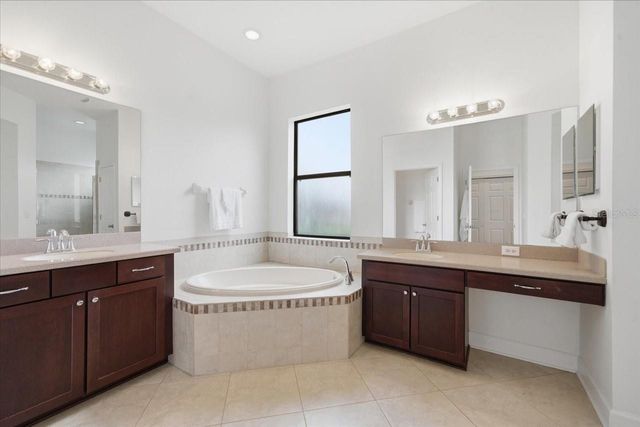 3319 MAJESTIC VIEW DRIVE, Lutz, FL 33558