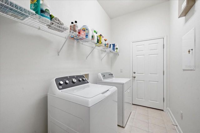 3319 MAJESTIC VIEW DRIVE, Lutz, FL 33558