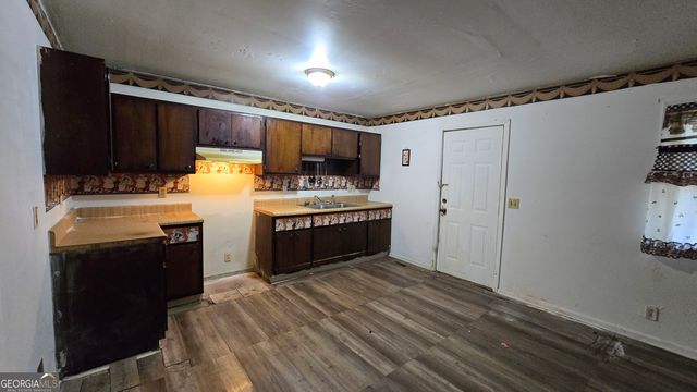 3724 Log Cabin Drive, Macon, GA 31204