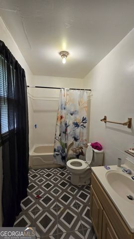 3724 Log Cabin Drive, Macon, GA 31204