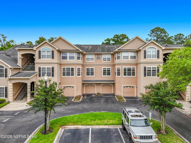 13810 SUTTON PARK Drive N 827, Jacksonville, FL 32224