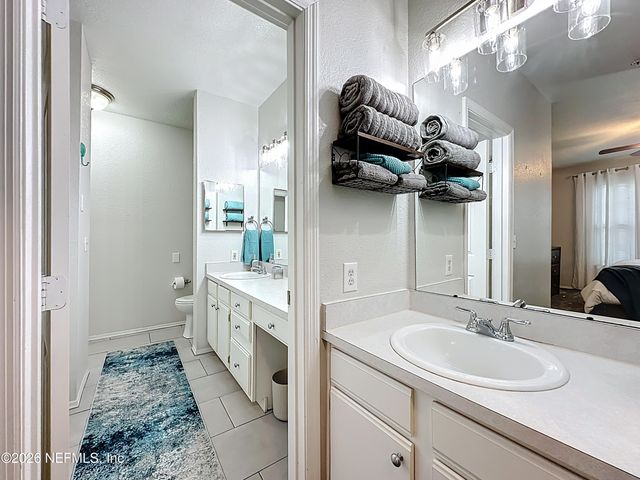 13810 SUTTON PARK Drive N 827, Jacksonville, FL 32224