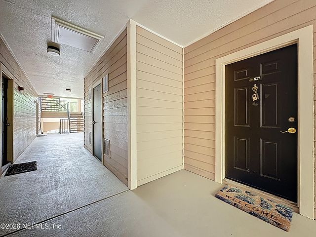 13810 SUTTON PARK Drive N 827, Jacksonville, FL 32224