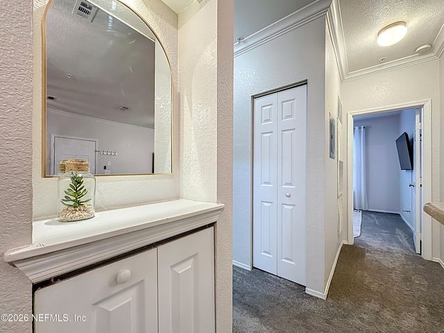 13810 SUTTON PARK Drive N 827, Jacksonville, FL 32224