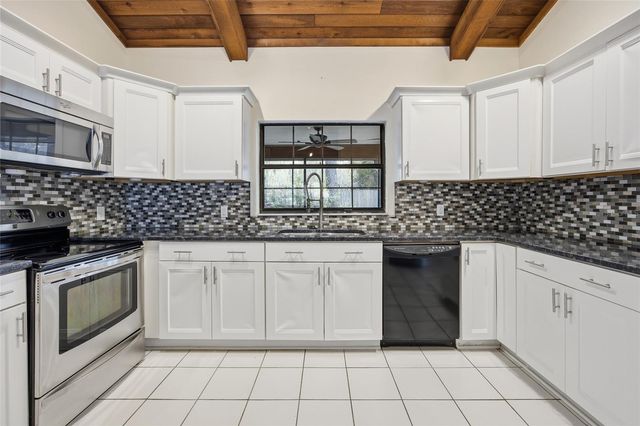 8010 NW 47TH STREET, Ocala, FL 34482