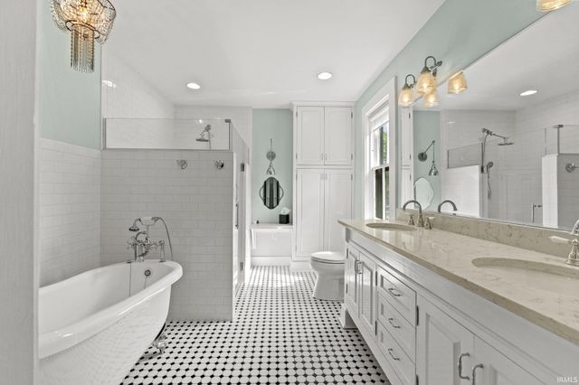 1336 W Washington Boulevard, Fort Wayne, IN 46802