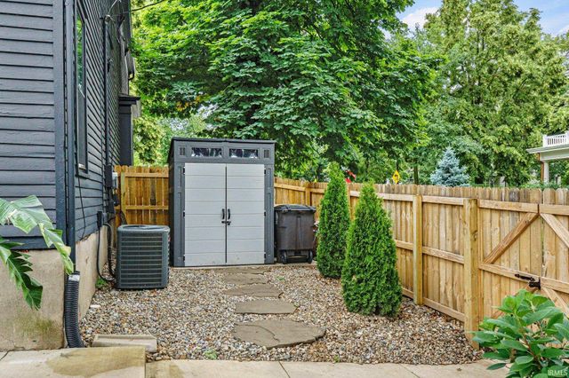 1336 W Washington Boulevard, Fort Wayne, IN 46802