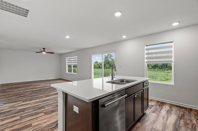 624 Ensign Place, Hebron, IN 46341