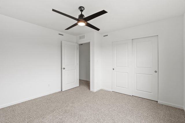624 Ensign Place, Hebron, IN 46341