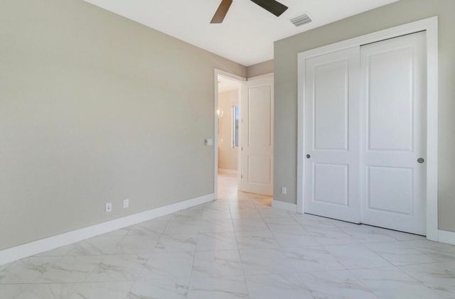 5029 GRANDIFLORA Road, Palm Beach Gardens, FL 33418